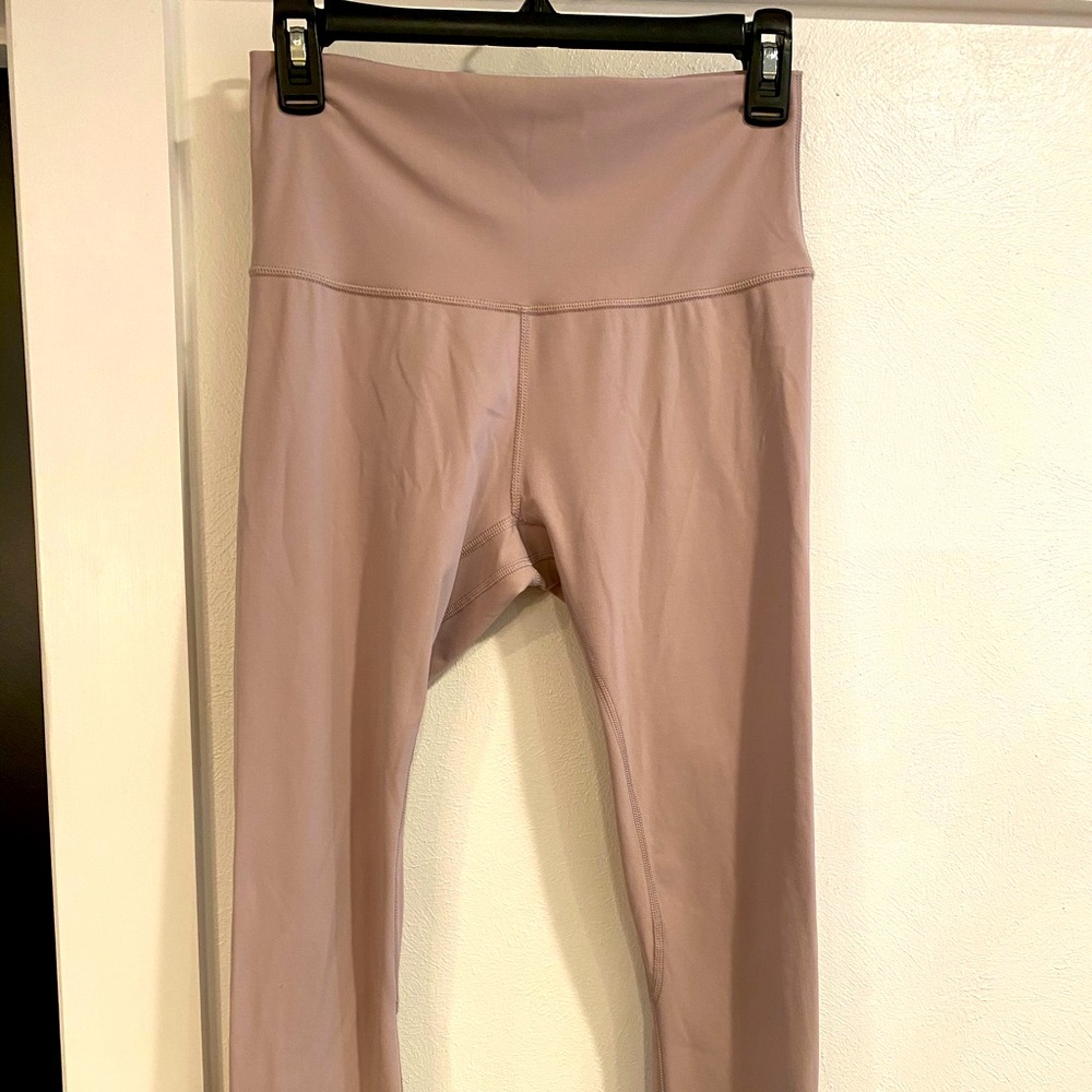 Lululemon Align II 25” lavender blush sz 8